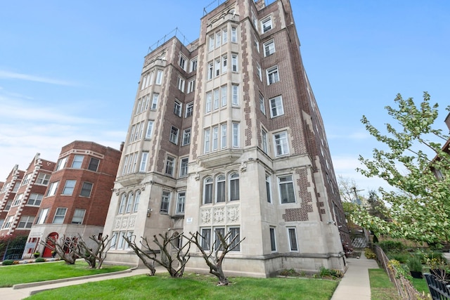 6922 S Jeffery Blvd Unit 3S, Chicago, IL 60649 - view of building exterior