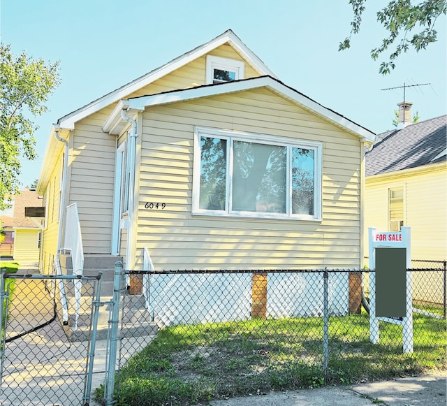 view of front of property