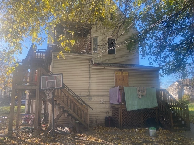 view of rear view of house