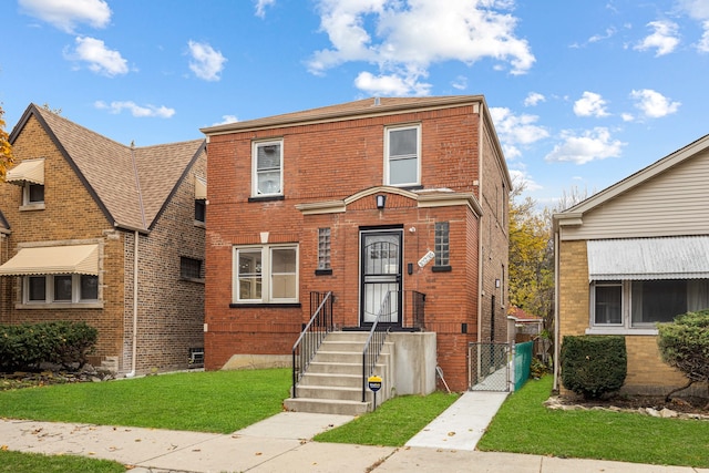 view of front of house featuring a front yard