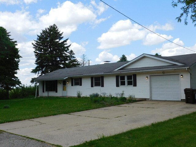 368 NW Wisconsin Ave, Paw Paw, IL 61353 - photo 2