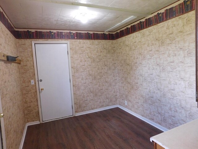 368 NW Wisconsin Ave, Paw Paw, IL 61353 - photo 3