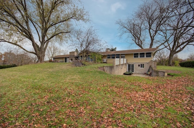 exterior space featuring a yard