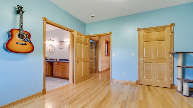 empty room featuring light hardwood / wood-style floors