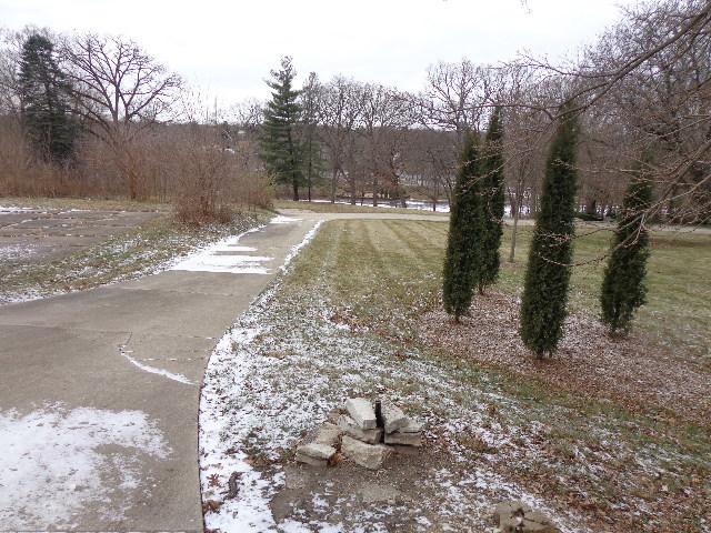 228 Crissey Ave, Geneva, IL 60134 - photo 3