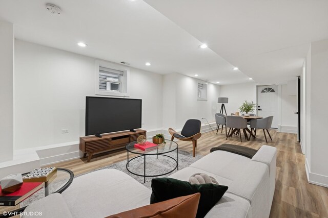 4720 N Kenneth Ave, Chicago, IL 60630 - photo 28