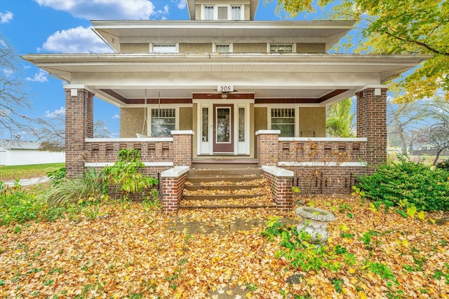 view of front of property featuring a porch