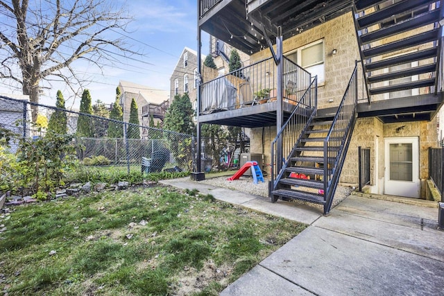 view of yard featuring central AC