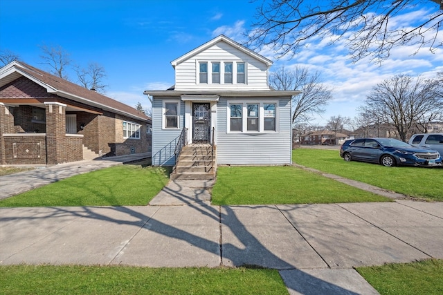 view of front facade featuring a front yard