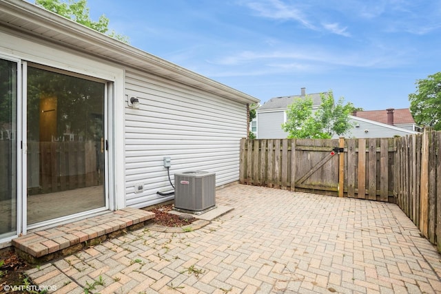 2028 Garden Ter, Hoffman Estates, IL 60169 - view of patio