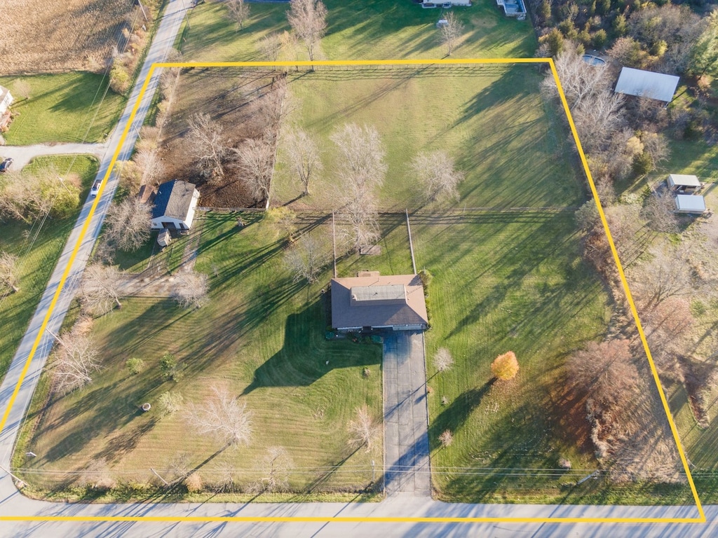 bird's eye view with a rural view