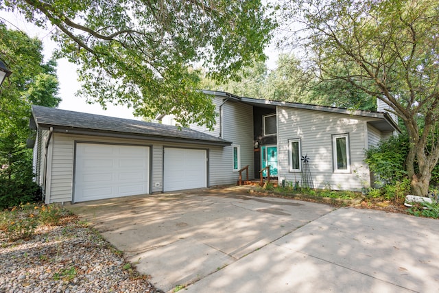 view of front facade with a garage