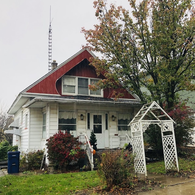 view of front of house featuring covered porch