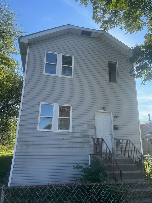 view of front facade