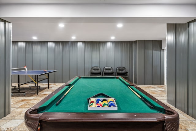 rec room with billiards