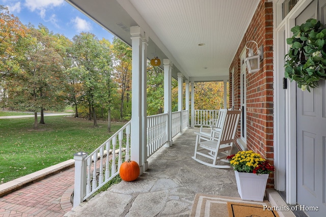 view of patio featuring covered porch