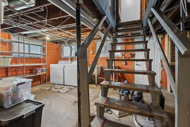 basement featuring washer and clothes dryer