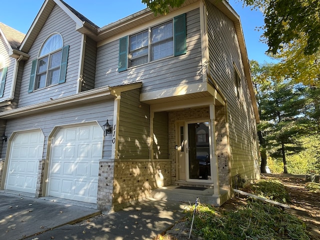 view of front of house with a garage