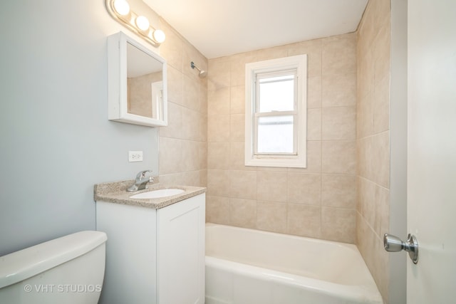 spare room with carpet and a textured ceiling