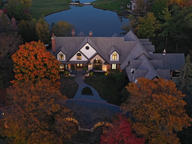 bird's eye view featuring a water view