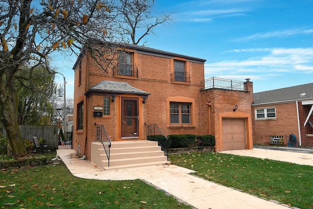 view of front facade featuring a front yard and a garage