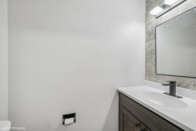 1130 Sandpiper Ct, Bartlett, IL 60103 - half bathroom with vanity and toilet