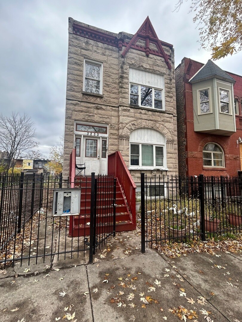 view of townhome / multi-family property