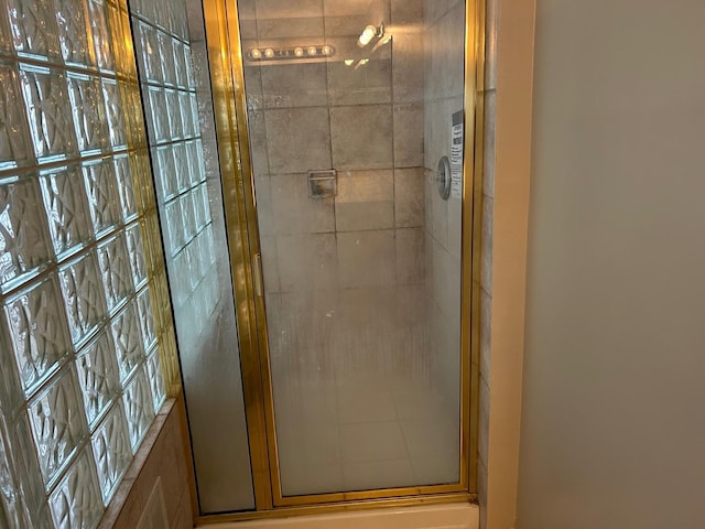 18502 River Rd, Hazel Crest, IL 60429 - bathroom with a stall shower