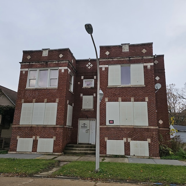 view of building exterior