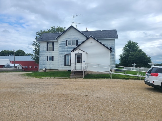 view of front of property