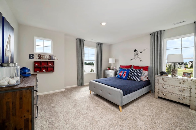 bedroom featuring carpet floors