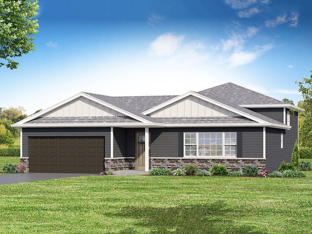 craftsman inspired home with a front yard and a garage