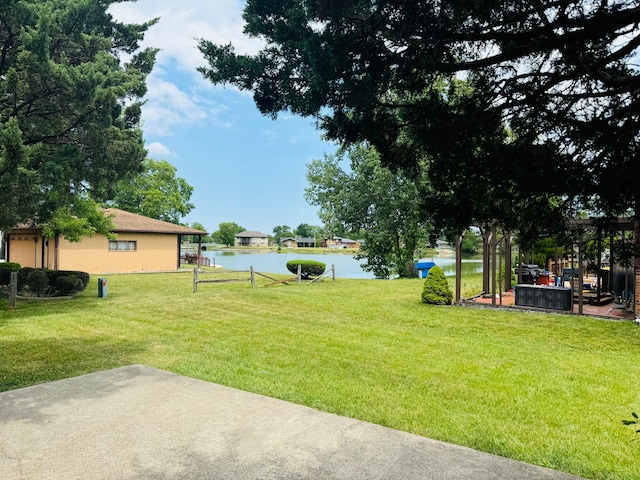 view of yard with a water view