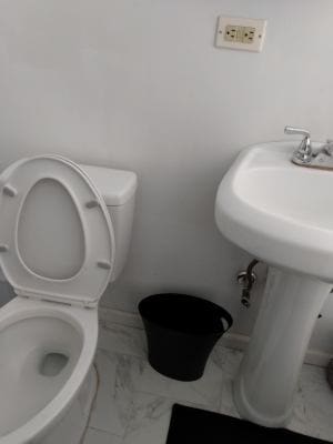 bathroom featuring toilet