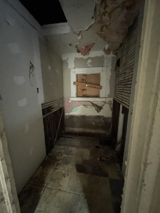 6922 S Lowe Ave, Chicago, IL 60621 - view of bathroom