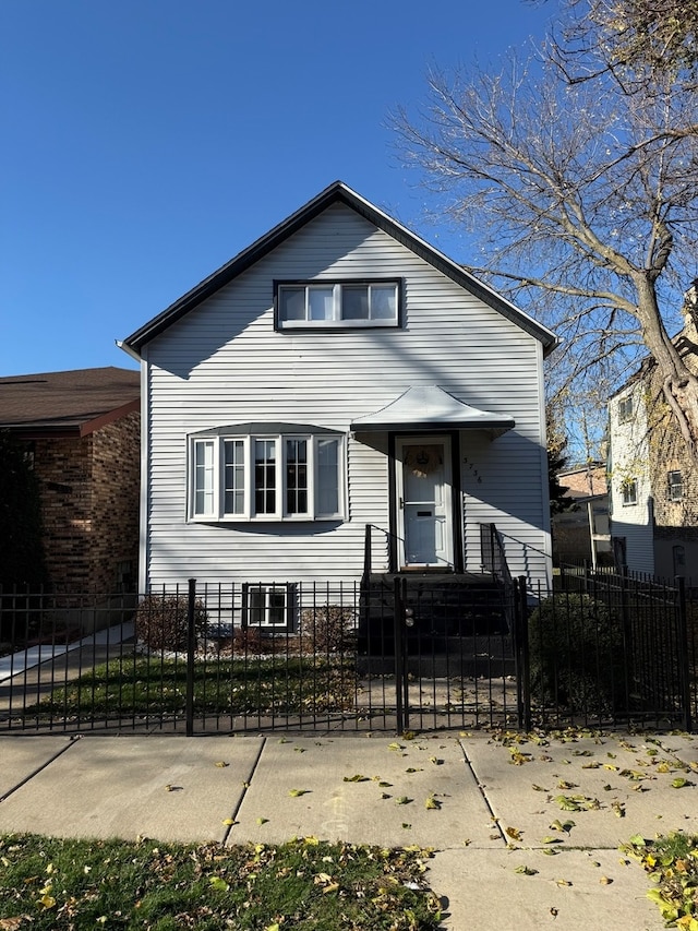 view of front of property