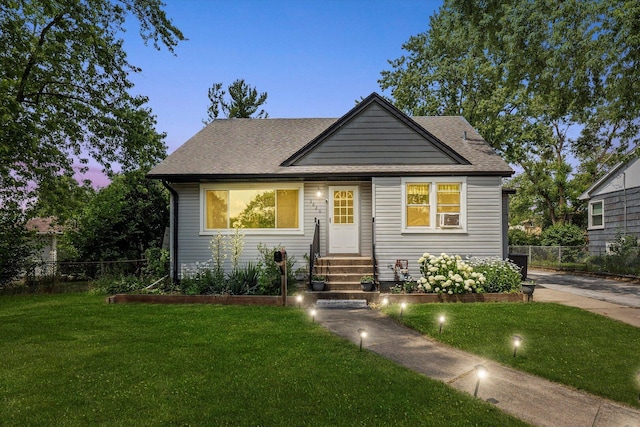 3820 W 117th St, Alsip, IL 60803 - bungalow-style house with roof with shingles
