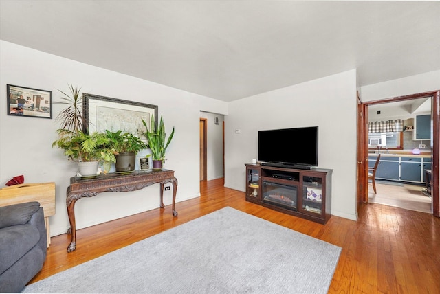 3820 W 117th St, Alsip, IL 60803 - living room with wood finished floors