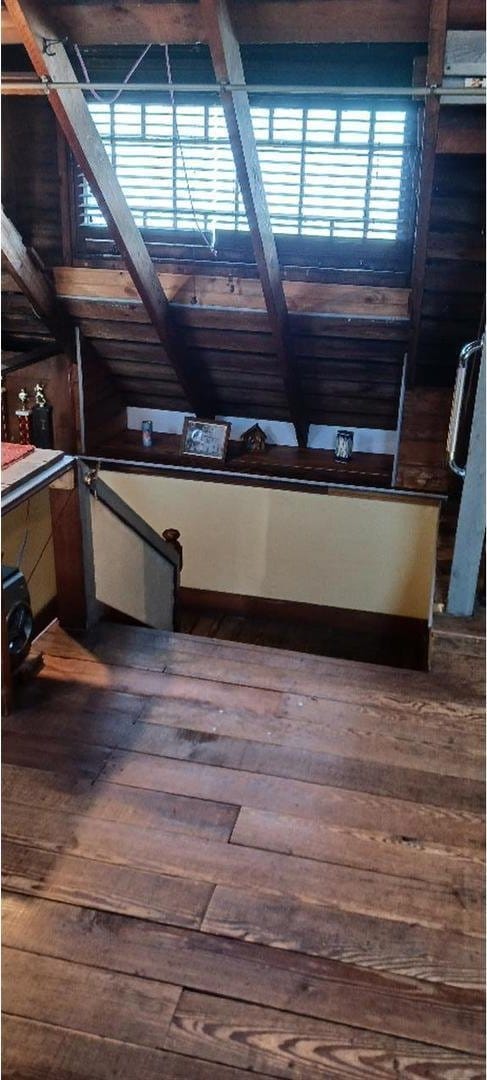 room details featuring wood-type flooring