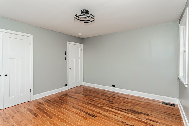 empty room featuring light hardwood / wood-style floors