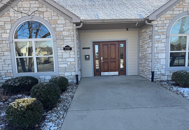 view of property entrance