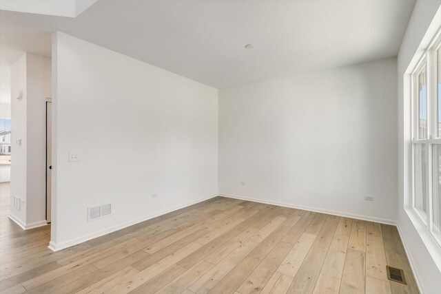 dining area featuring a chandelier, dark hardwood / wood-style flooring, and crown molding