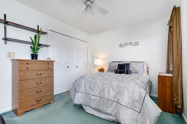 carpeted bedroom featuring ceiling fan and a closet