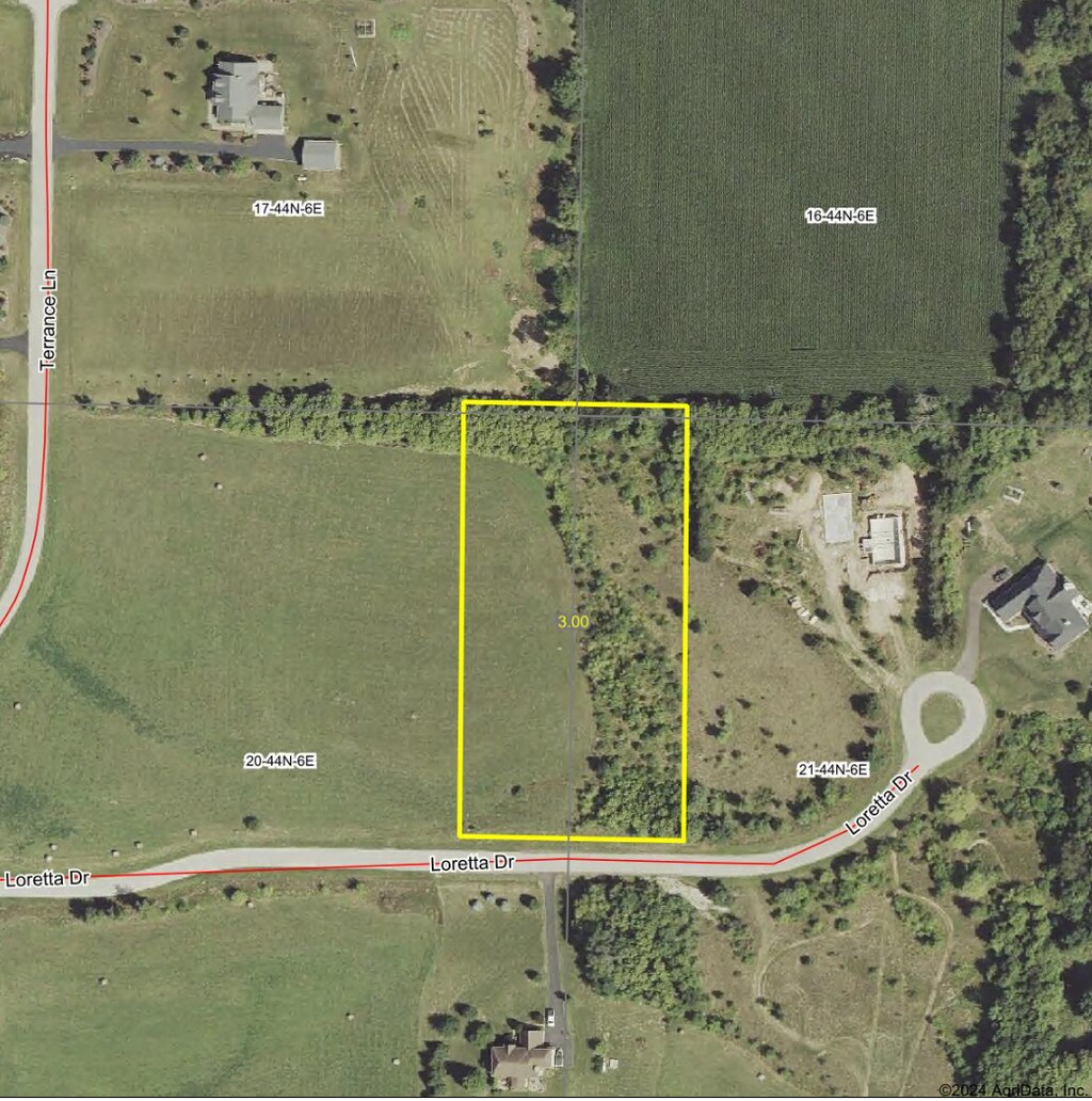 18020 Loretta Dr, Marengo, IL 60152 - photo 1