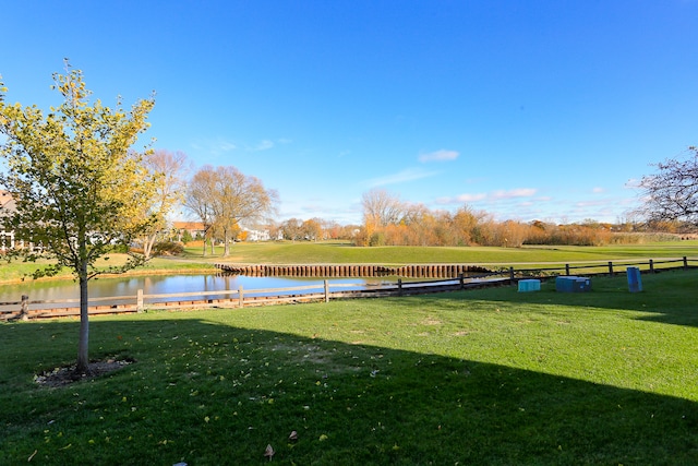 view of yard featuring a water view