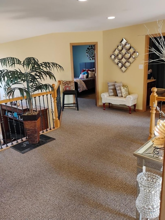 sitting room featuring carpet