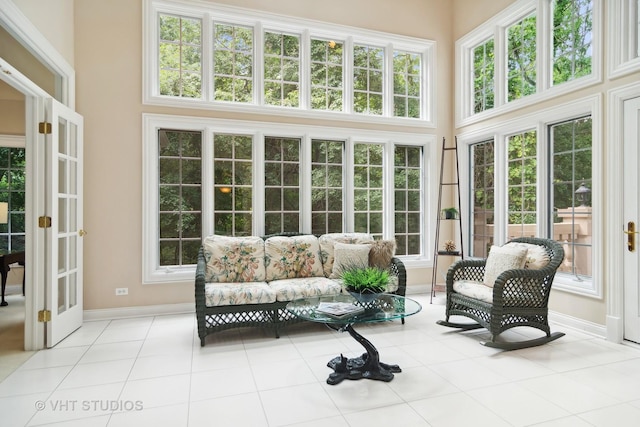 view of sunroom / solarium