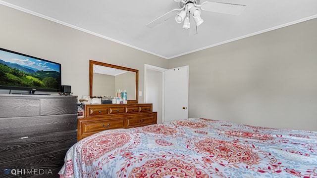 bedroom featuring ceiling fan and ornamental molding