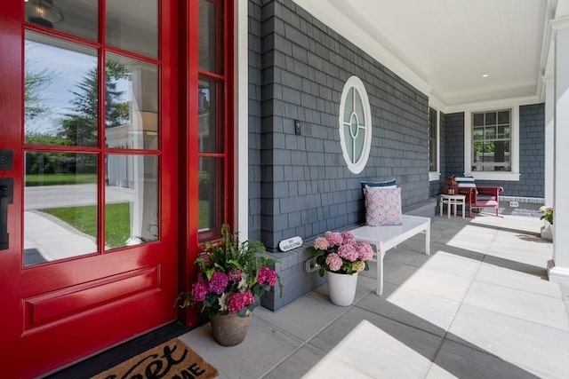 entrance to property with covered porch