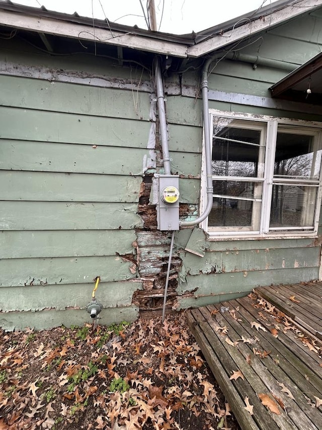 313 E 7th St, Brookport, IL 60534 - exterior view of electric meter